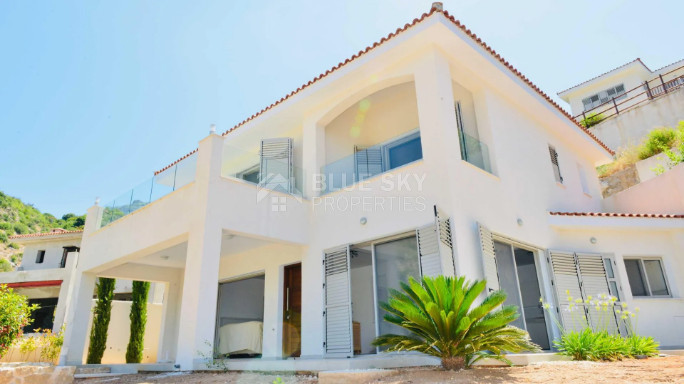 Charming four bedroom Villa in Kamares, Tala with Fireplace and Panoramic Views for sale
