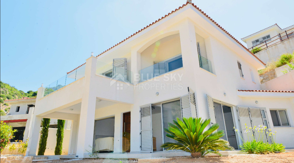 Charming four bedroom Villa in Kamares, Tala with Fireplace and Panoramic Views for sale