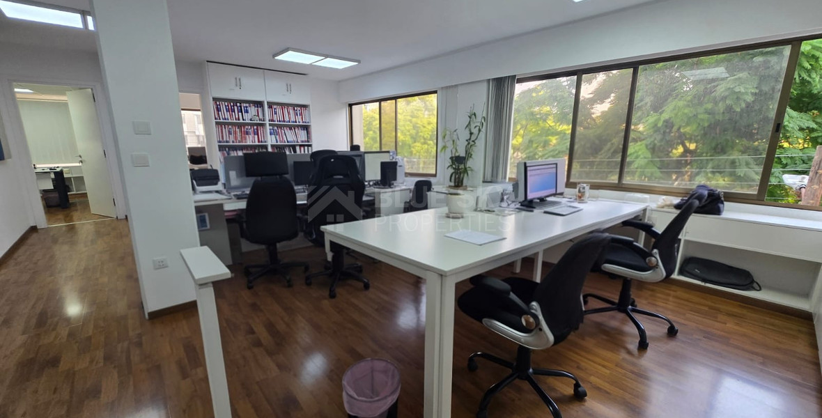 Full-Floor Office Units for Sale in Limassol City Centre – 320m², Prime Location, 7% ROI, Excellent Condition