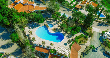 Experience elegant Mediterranean five bedroom living in Tala, Kamares, with exclusive freehold villas, sea views, private pools, and a vibrant lifestyle in scenic Paphos.