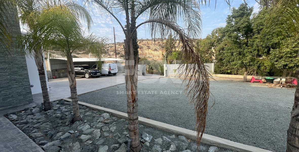 For Rent Beautiful Modern House with Garden in Peaceful Parekklisia Area