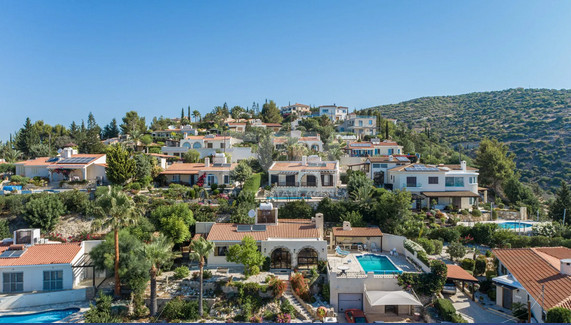 Spacious Four Bedroom Luxury Villa with Stunning Sea and Hill View in Tala , Paphos