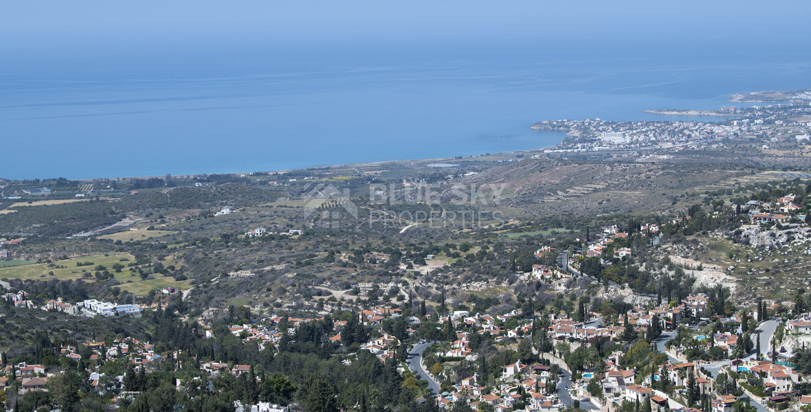 Spacious Four Bedroom Luxury Villa with Stunning Sea and Hill View in Tala , Paphos