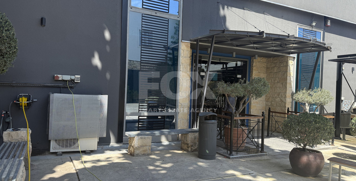 For Sale – Exceptional Industrial-Style Building in the Highly Sought-After Historical Centre