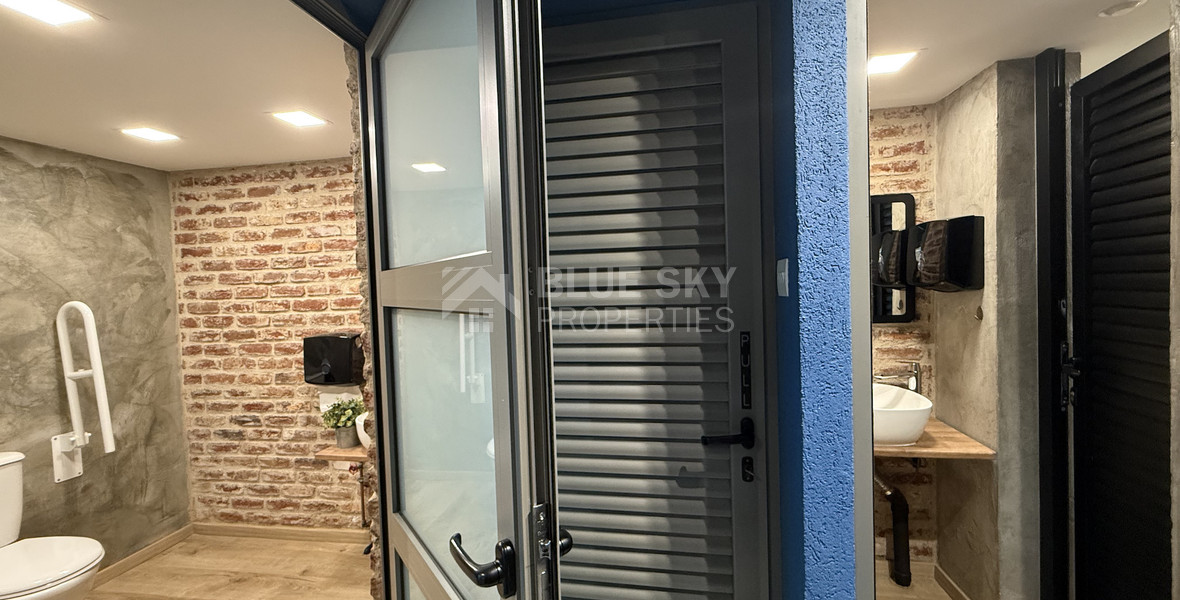 For Sale – Exceptional Industrial-Style Building in the Highly Sought-After Historical Centre