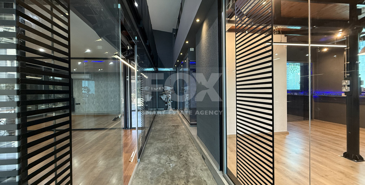 For Sale – Exceptional Industrial-Style Building in the Highly Sought-After Historical Centre