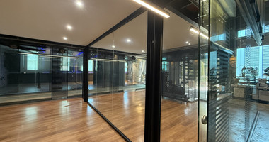 For Sale – Exceptional Industrial-Style Building in the Highly Sought-After Historical Centre