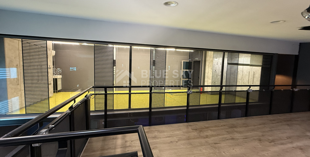 For Sale – Exceptional Industrial-Style Building in the Highly Sought-After Historical Centre