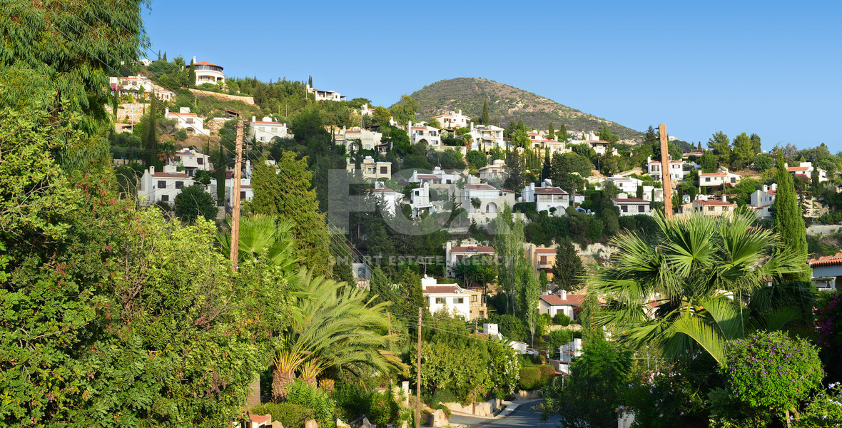 Luxury three bedroom Villa Living in Kamares, Tala | Panoramic Sea & Countryside Views for sale