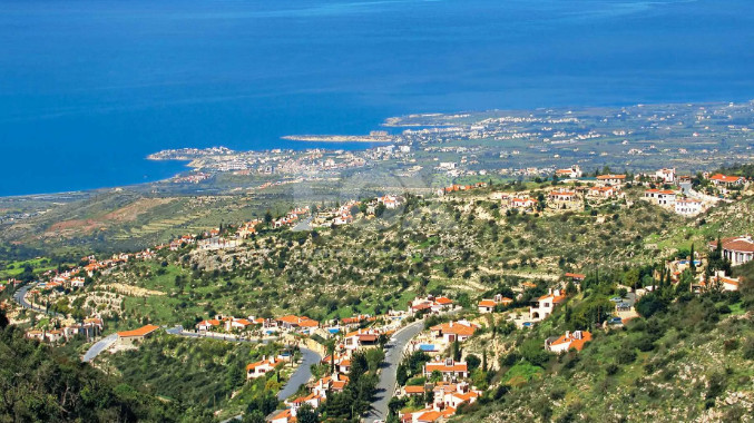 Luxury Freehold four bedroom Villas in Kamares, Tala, Paphos - Private & Scenic Living, for sale