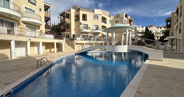 Two -Bed Apartment in Gated Complex with Pools & Roof Terrace | Universal Paphos