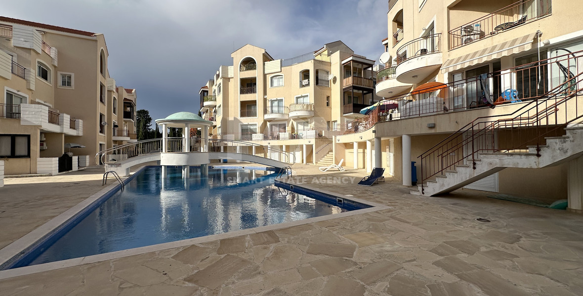Two -Bed Apartment in Gated Complex with Pools & Roof Terrace | Universal Paphos