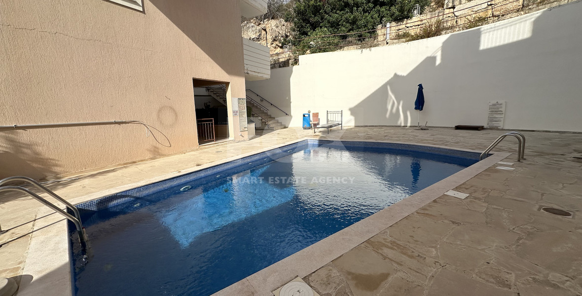 Two -Bed Apartment in Gated Complex with Pools & Roof Terrace | Universal Paphos