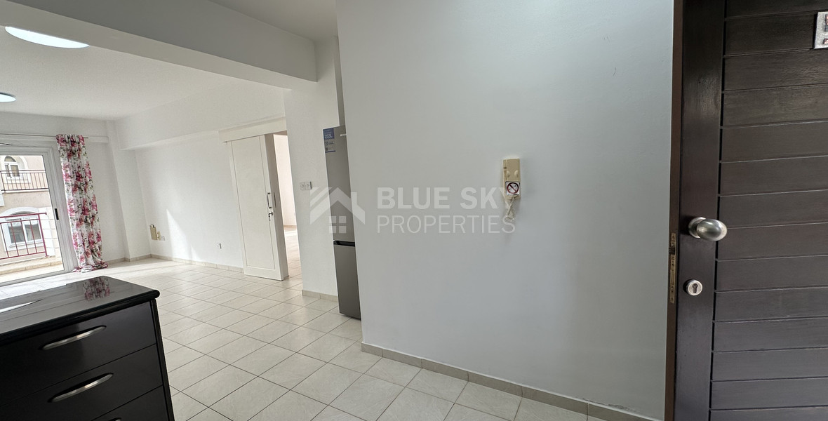 Two -Bed Apartment in Gated Complex with Pools & Roof Terrace | Universal Paphos