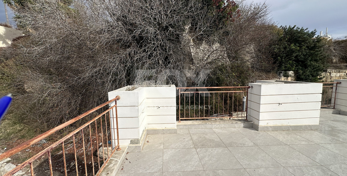 Two -Bed Apartment in Gated Complex with Pools & Roof Terrace | Universal Paphos