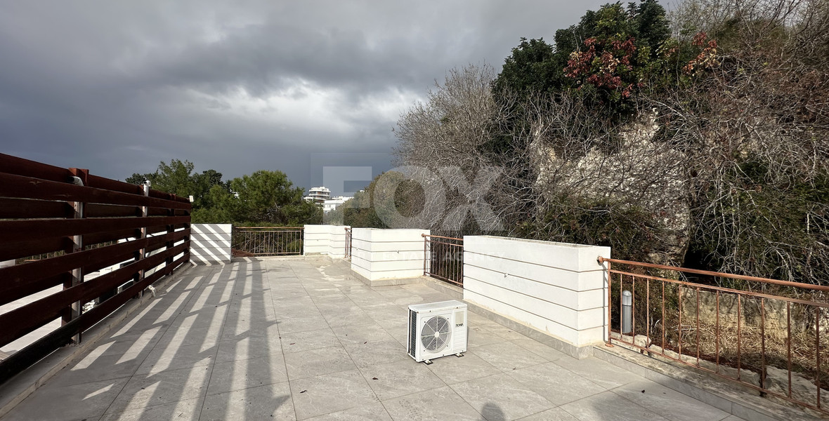 Two -Bed Apartment in Gated Complex with Pools & Roof Terrace | Universal Paphos