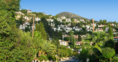 Spacious Five Bedroom Detached Villa in Tala Hillside Location, for sale