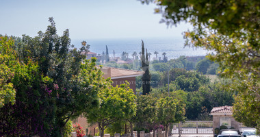 High-End Coastal Living: Spacious two bedroom apartment near Paphos Amenities