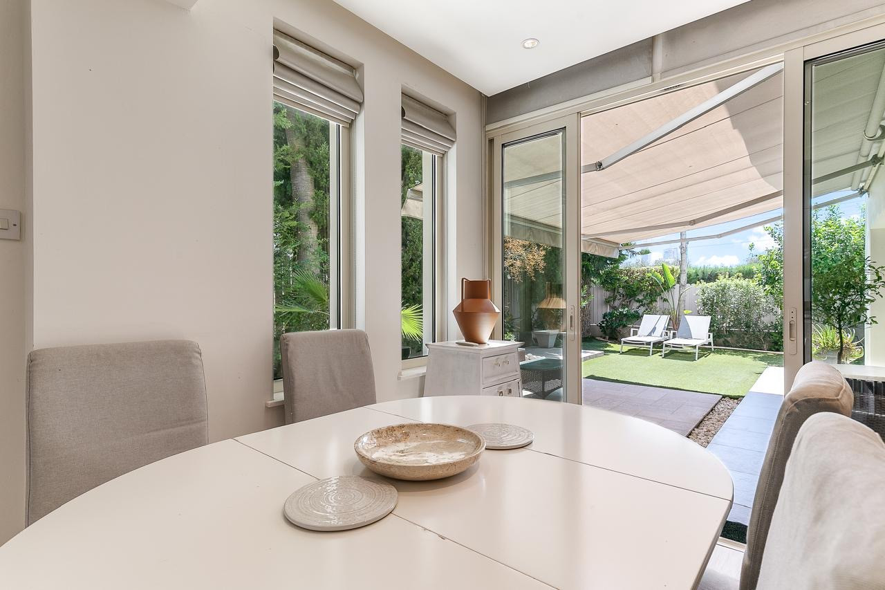 Appartement 4 chambres 260 m² Germasogeia, Chypre