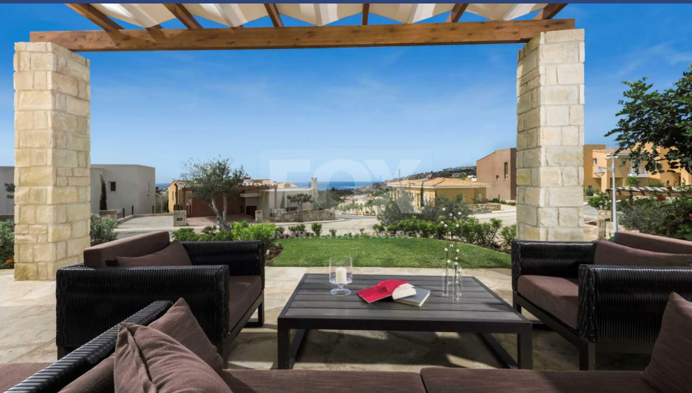 Stylish Coastal Living with Tennis Court, Clubhouse & Pools in Paphos