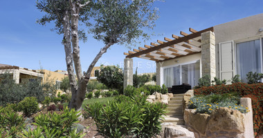 Experience the perfect blend of luxury, comfort, and Mediterranean charm — your ideal  two bedroom apartment for sale in Chloraka, Paphos awaits.