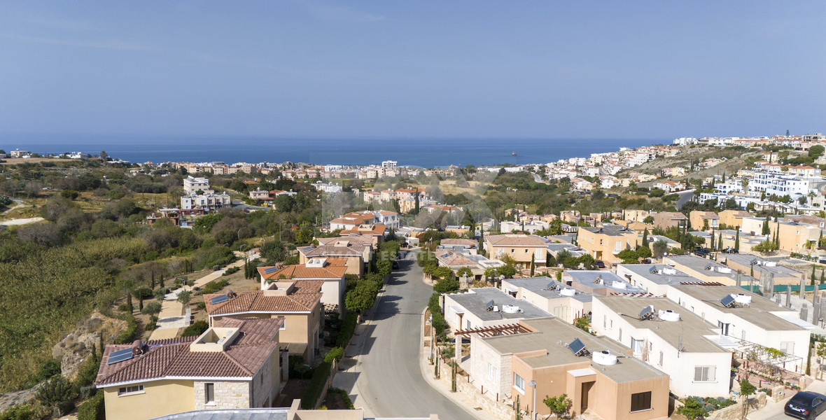 Elegant Mediterranean one Bedroom Apartment Plus Study in Chloraka Coastline area | Modern Hilltop Residence with Beautiful Gardens & Communal Pools