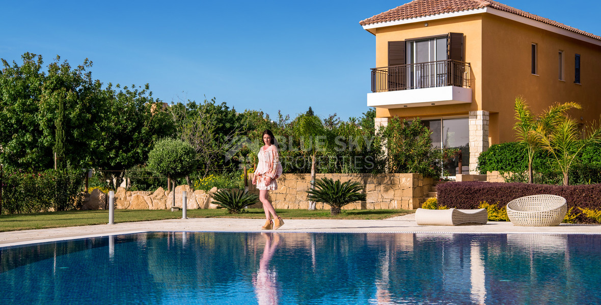Two Bedroom Coastal Apartment in Chloraka, Paphos | Contemporary Design & Prime Location, for Sale
