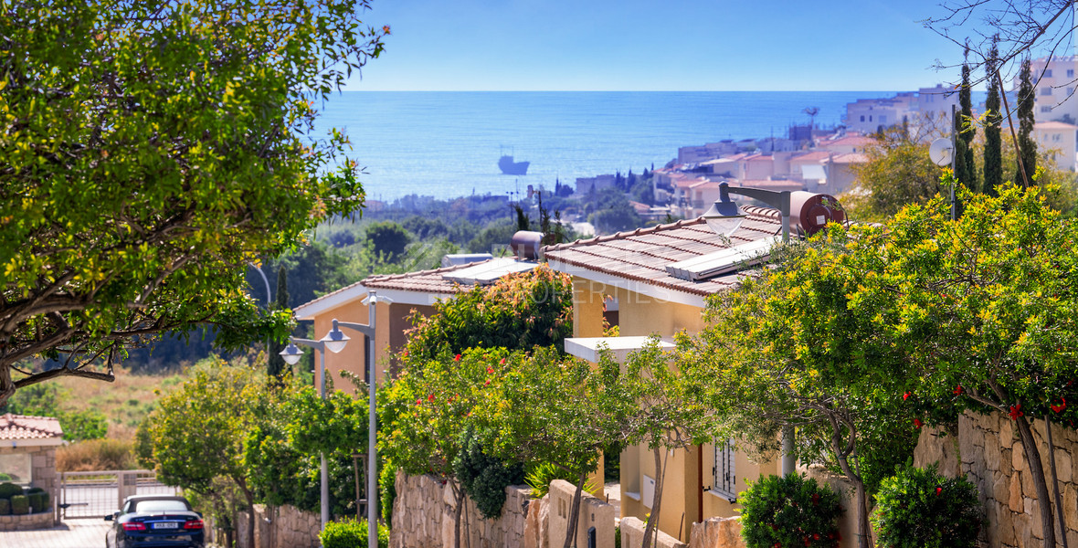 Two Bedroom Coastal Apartment in Chloraka, Paphos | Contemporary Design & Prime Location, for Sale