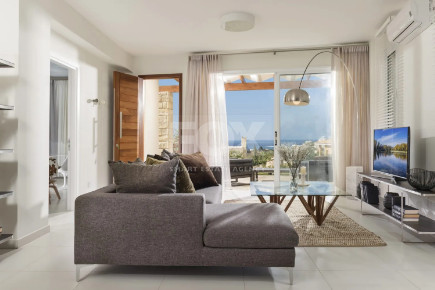 Modern two Bedroom Apartment in Chloraka, Paphos | Terrace, Gardens & Mediterranean Style for sale
