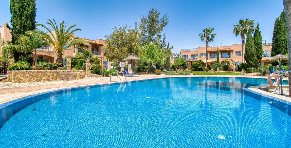For rent Two-Bedroom Penthouse with Roof Garden & Sea View in Mandria, Paphos