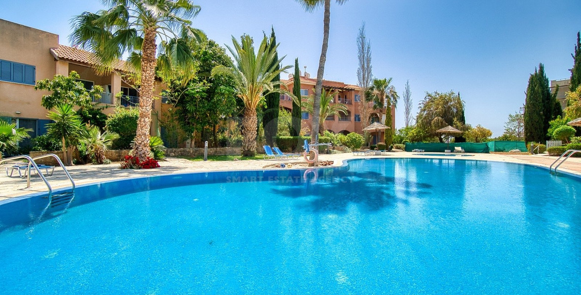 For rent Two-Bedroom Penthouse with Roof Garden & Sea View in Mandria, Paphos