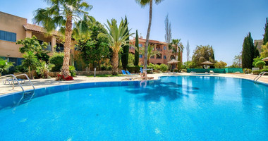For rent Two-Bedroom Penthouse with Roof Garden & Sea View in Mandria, Paphos