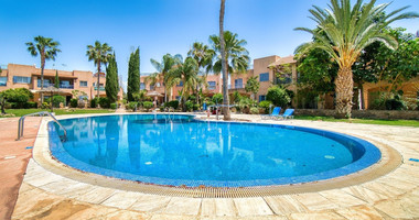 For rent Two-Bedroom Penthouse with Roof Garden & Sea View in Mandria, Paphos