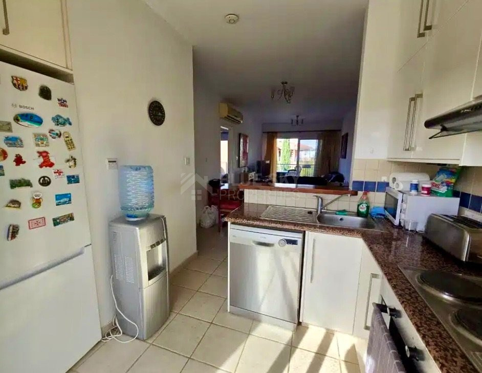 For rent Two-Bedroom Penthouse with Roof Garden & Sea View in Mandria, Paphos