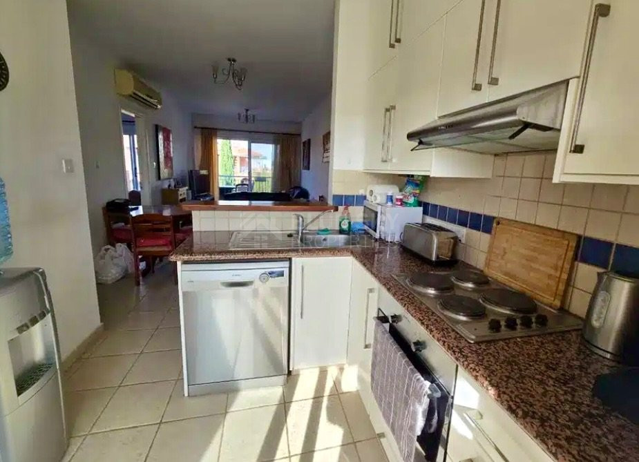For rent Two-Bedroom Penthouse with Roof Garden & Sea View in Mandria, Paphos
