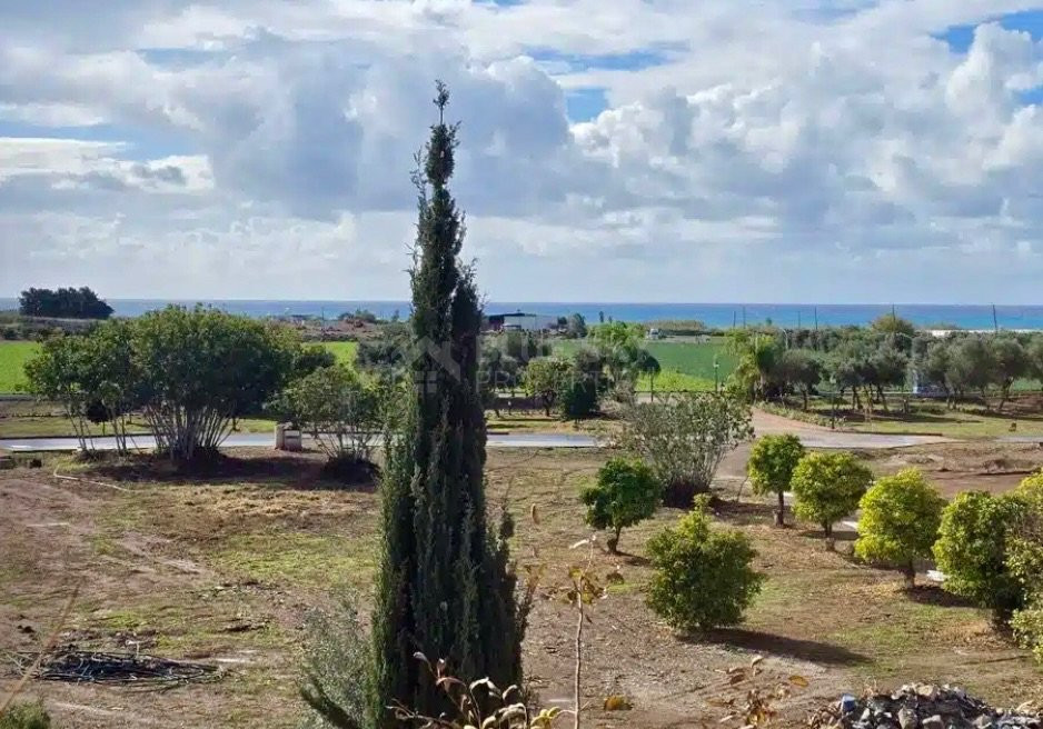 For rent Two-Bedroom Penthouse with Roof Garden & Sea View in Mandria, Paphos
