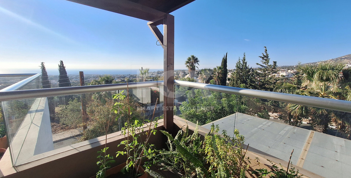 Spacious Three Bedroom Apartment with Sea View Mesa Chorio, Paphos for rent