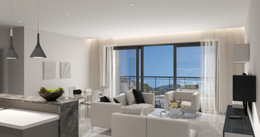 Spacious Three Bedroom Penthouse for sale in Panthea Area