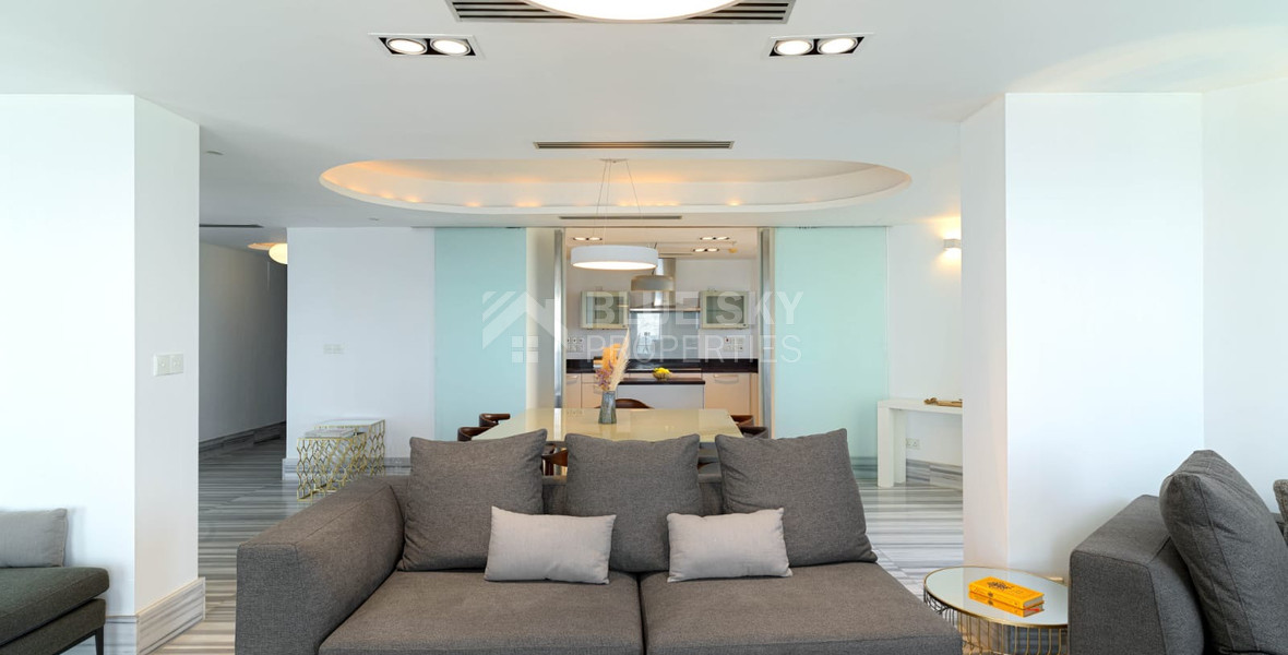 RENT: ON THE BEACH FULLY FURNISHED LUXURY APARTMENT WITH GATED ENTRY AND UNDERGROUND PARKING