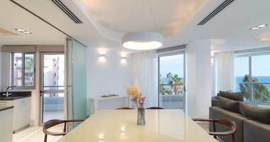 RENT: ON THE BEACH FULLY FURNISHED LUXURY APARTMENT WITH GATED ENTRY AND UNDERGROUND PARKING