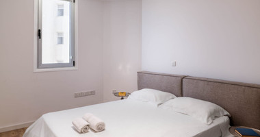 RENT: ON THE BEACH FULLY FURNISHED LUXURY APARTMENT WITH GATED ENTRY AND UNDERGROUND PARKING