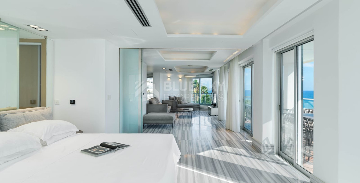 RENT: ON THE BEACH FULLY FURNISHED LUXURY APARTMENT WITH GATED ENTRY AND UNDERGROUND PARKING
