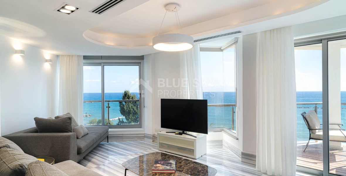 RENT: ON THE BEACH FULLY FURNISHED LUXURY APARTMENT WITH GATED ENTRY AND UNDERGROUND PARKING