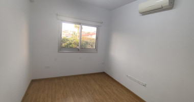 Three bedroom upper floor house for rent in Apostoloi Petrou & Pavlou, Limassol