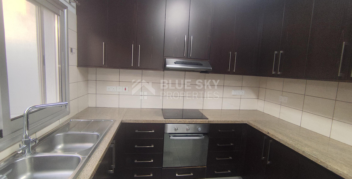 Three bedroom upper floor house for rent in Apostoloi Petrou & Pavlou, Limassol