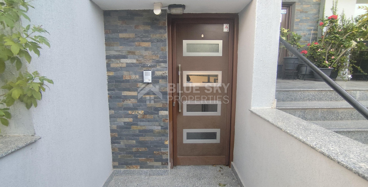 Three bedroom upper floor house for rent in Apostoloi Petrou & Pavlou, Limassol