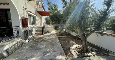 Semi-Detached House for Rent in Konia with Large Interiors & Sea Views