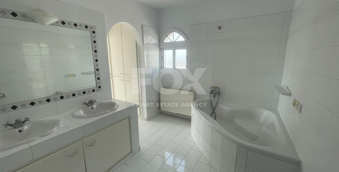 Spacious Konia Ground Floor Home With Sea View for rent