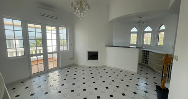 Spacious Konia Ground Floor Home With Sea View for rent
