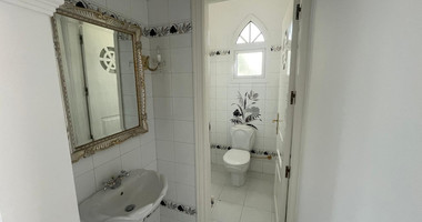 Spacious Konia Ground Floor Home With Sea View for rent